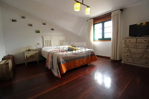 Maison 240 m² à Moaña