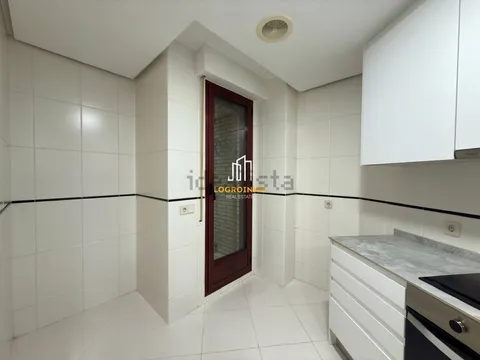 Appartement 96 m² à Logrogne