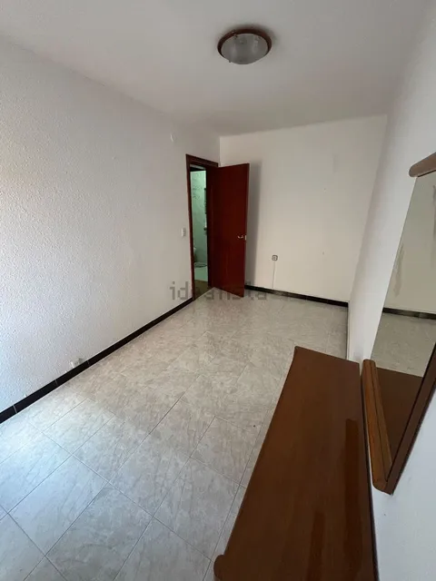 Quarto para alugar, Montcada i Reixac (3/8)