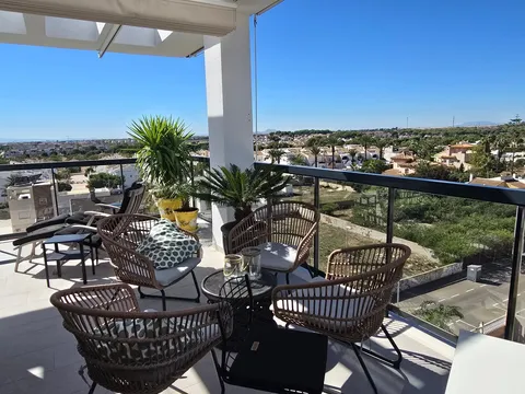 Flat 130 m² in Pilar de la Horadada