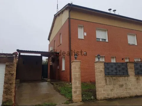 Maison 174 m² à Revillarruz