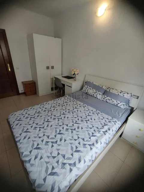 Room for rent, Barcelona