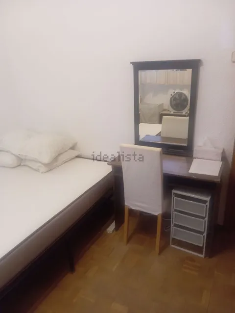 Zimmer zur Miete, Madrid (2/4)