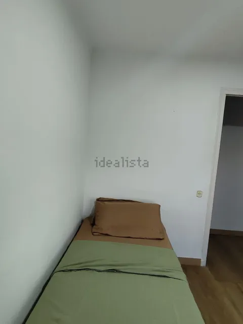 Quarto para alugar, Calafell