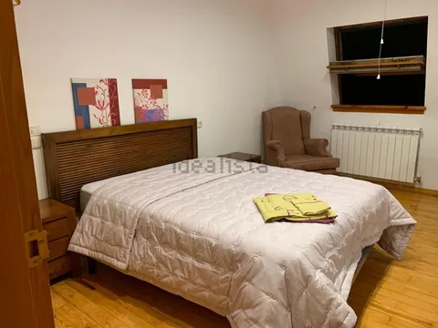 Room for rent, Jaca