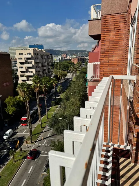 Flat 101 m² in Barcelona (3/24)