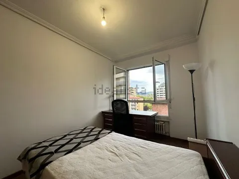 Pis de 130 m² a Pamplona