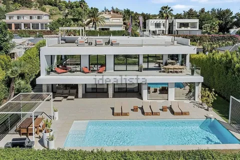Haus 443 m² in Marbella