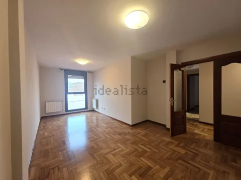 Appartamento 74 m² a Siero (2/16)