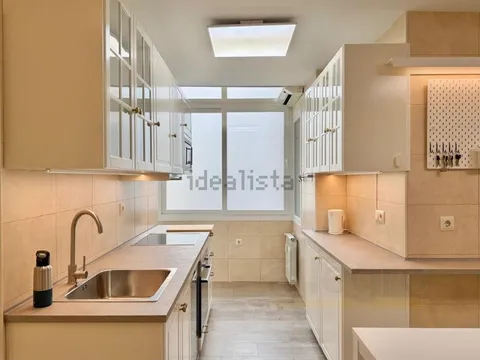 Wohnung 187 m² in Madrid