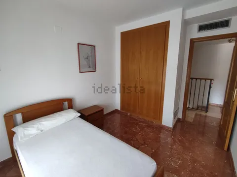 Casa de 240 m² a la Pobla de Vallbona