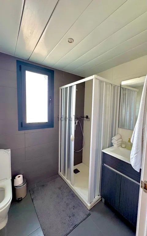 Habitació de lloguer, Vilanova i la Geltrú (3/8)