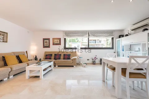 Casa de 228 m² a Sant Just Desvern