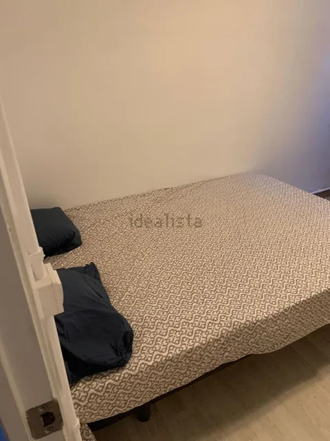 Habitació de lloguer, Barcelona (3/5)