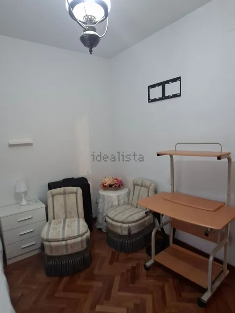 Кімната в оренду, Madrid