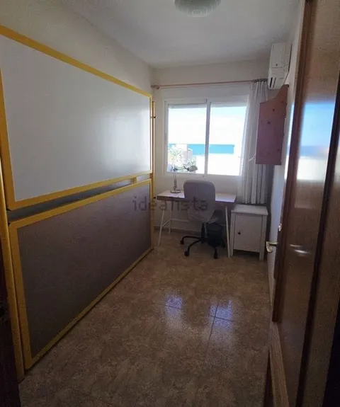 Piso de 75 m² en Piles