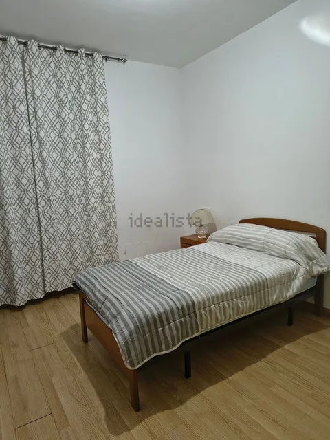 Chambre à louer, León