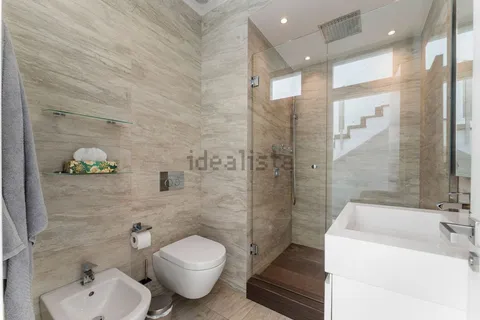 Haus 350 m² in Marbella