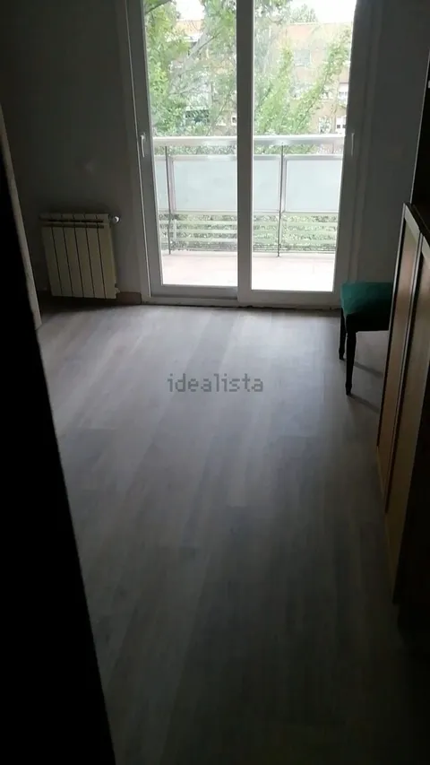 Habitació de lloguer, Madrid (3/12)