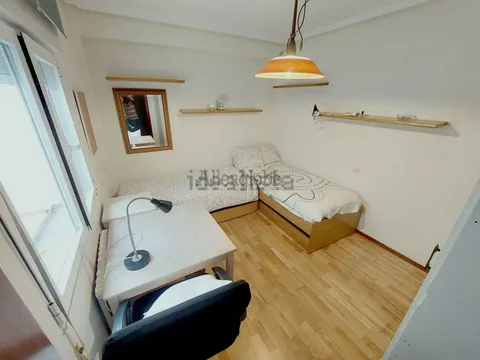 Pis de 89 m² a Oviedo