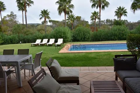 Maison 450 m² à San Roque