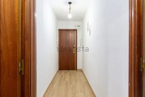 Habitació de lloguer, Madrid (4/12)