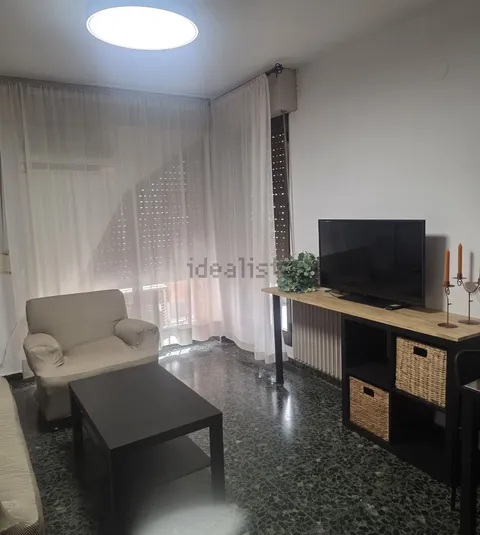 Pis de 75 m² a Còrdova (2/11)