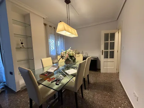 Pis de 141 m² a València