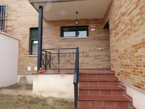Casa de 230 m² a Bargas (2/32)