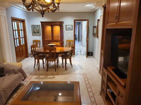 Piso de 131 m² en Játiva