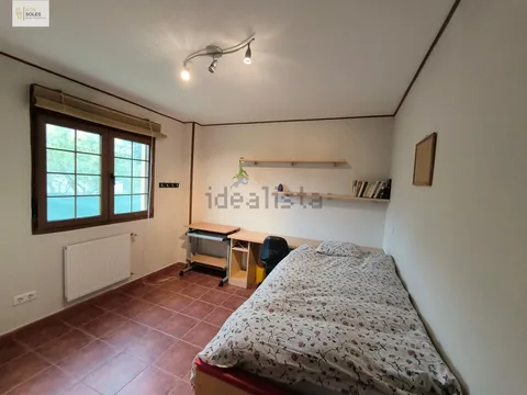 Casa de 140 m² a Hazas de Cesto