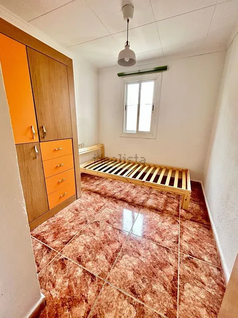 Habitació de lloguer, Badalona (4/11)