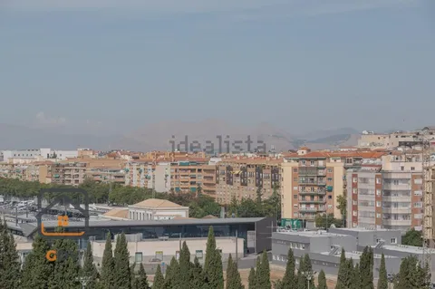 Pis de 111 m² a Granada