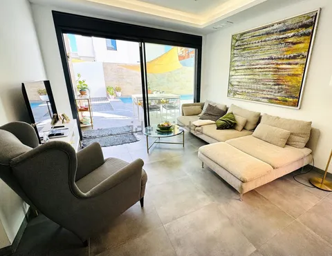 Casa 400 m² a Los Montesinos