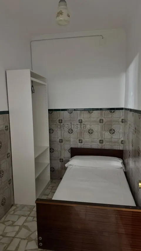 Habitació de lloguer, Belmez