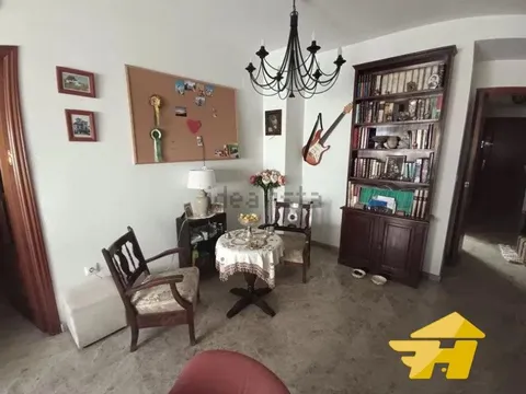Pis de 85 m² a Còrdova