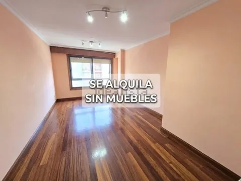 Piso de 85 m² en Vigo