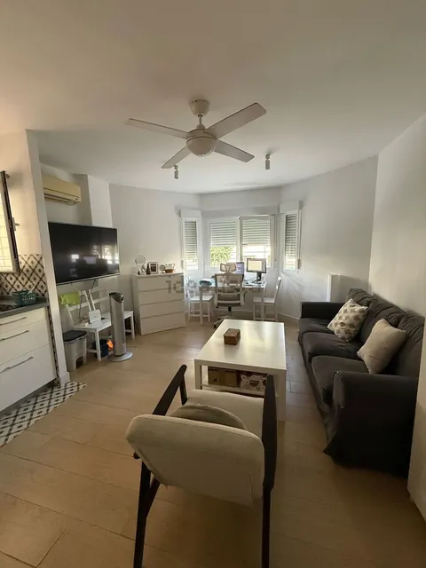 Piso de 45 m² en Sevilla