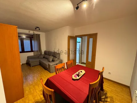 Appartement 75 m² à Magán