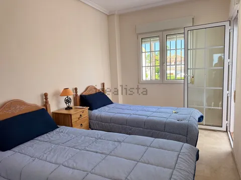 Casa de 120 m² a Oriola