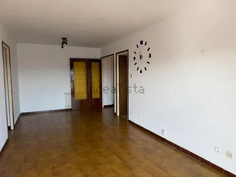 Appartement 98 m² à Parets del Vallès