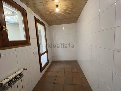 Flat 110 m² in Centelles