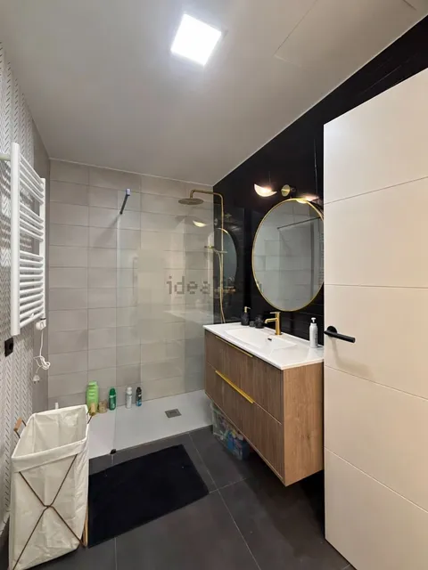 Wohnung 87 m² in Badalona