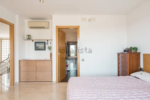 Casa de 228 m² a Sant Just Desvern