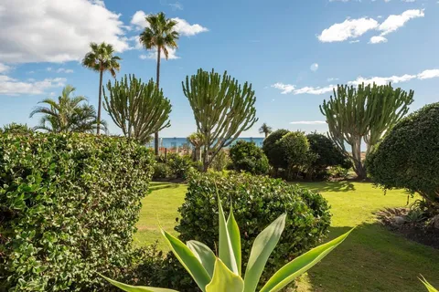 Pis de 399 m² a Estepona