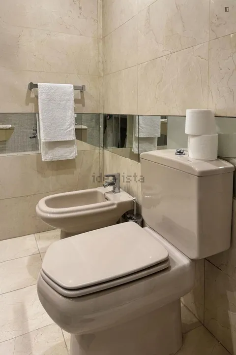 Room for rent, Madrid