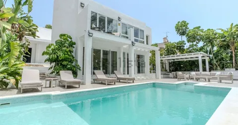 Casa de 350 m² en Marbella