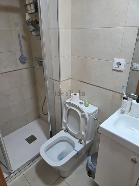 Habitació de lloguer, Montornès del Vallès