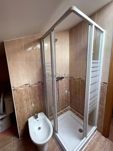 Habitació de lloguer, Carranque