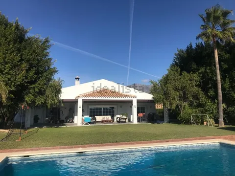 Haus 350 m² in Mijas